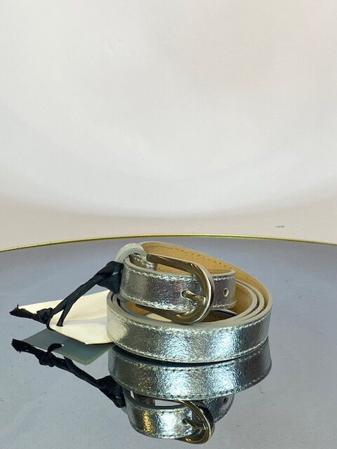 Cintura in pelle laminata argento