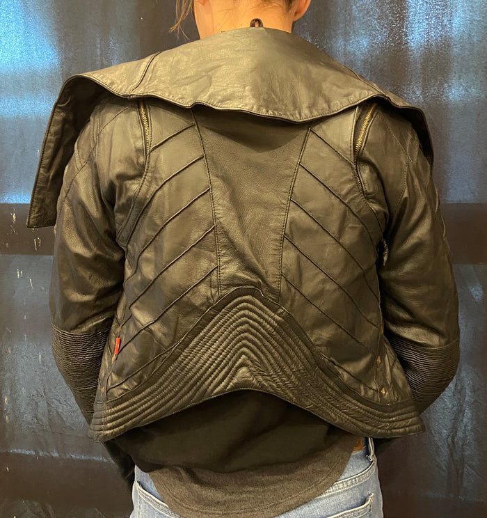 CLOTHING SALE- QUIMERA SPECIES LEATHER JACKET WOMENS MEDIUM