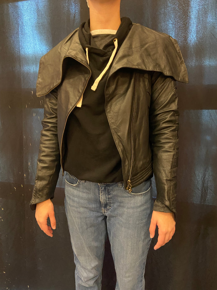 CLOTHING SALE- QUIMERA SPECIES LEATHER JACKET WOMENS MEDIUM