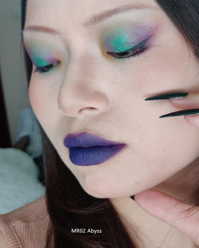DRAMO X LAOGU Moonlight In Bottle Matte Lip Mud #MR02 Abyss T4656