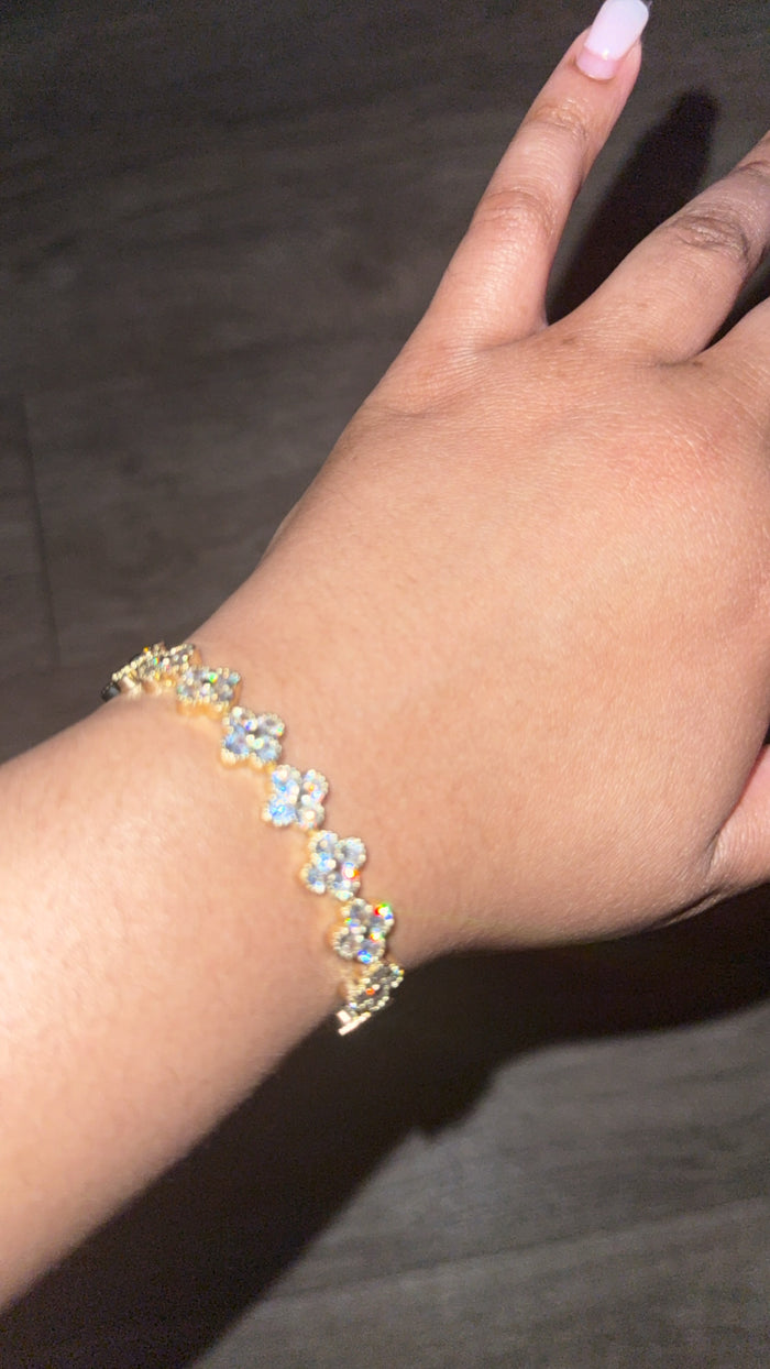 Fortune’s Favor Bracelet 🍀✨