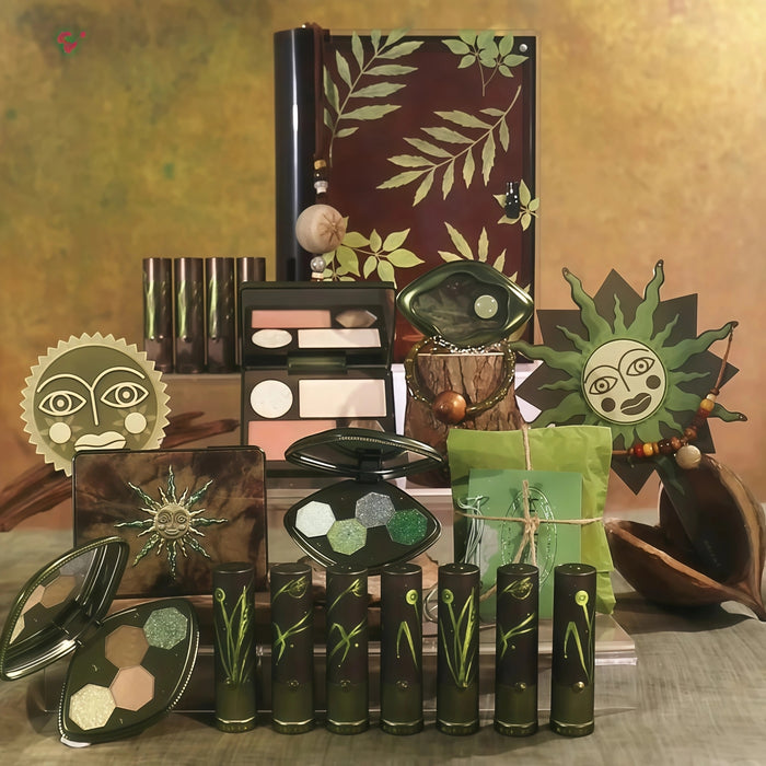 Girlcult Compendium of Materia Medica Collection Makeup Gift Box T4485