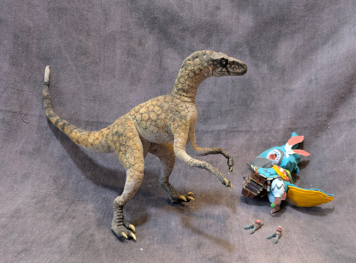 HIKIGANE CREATURES VELOCIRAPTOR / MOKOBUNS KASS DOLL
