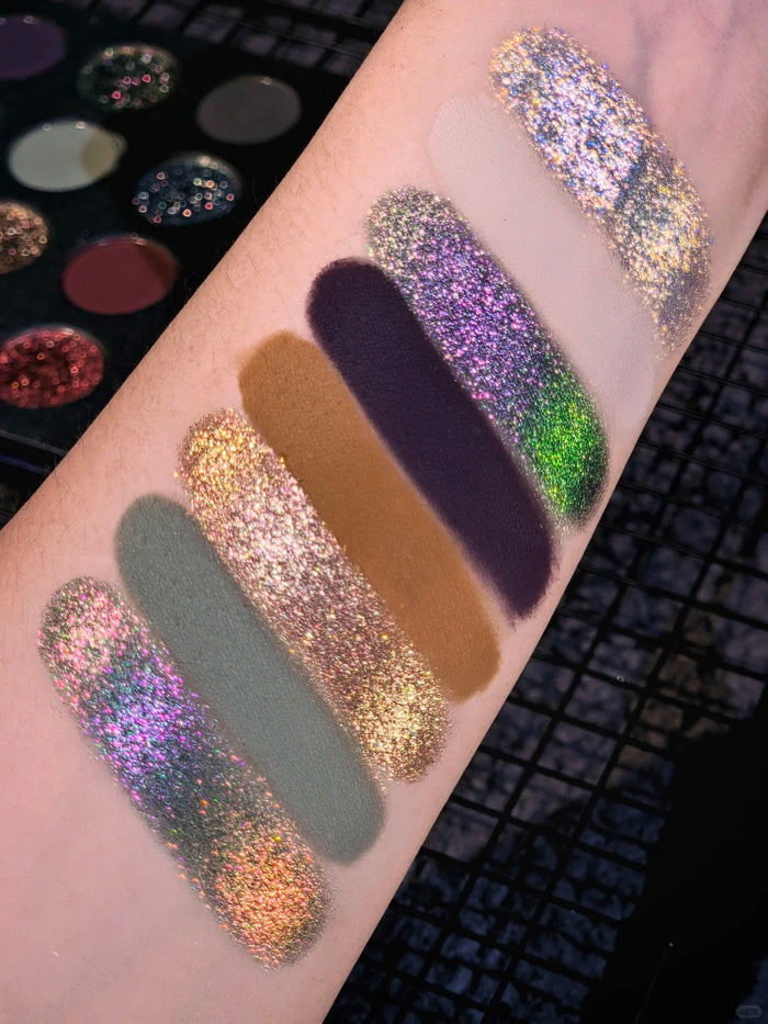 KRYPTEIN COSMETICS Supernova Chameleon Eyeshadow Palette T5668