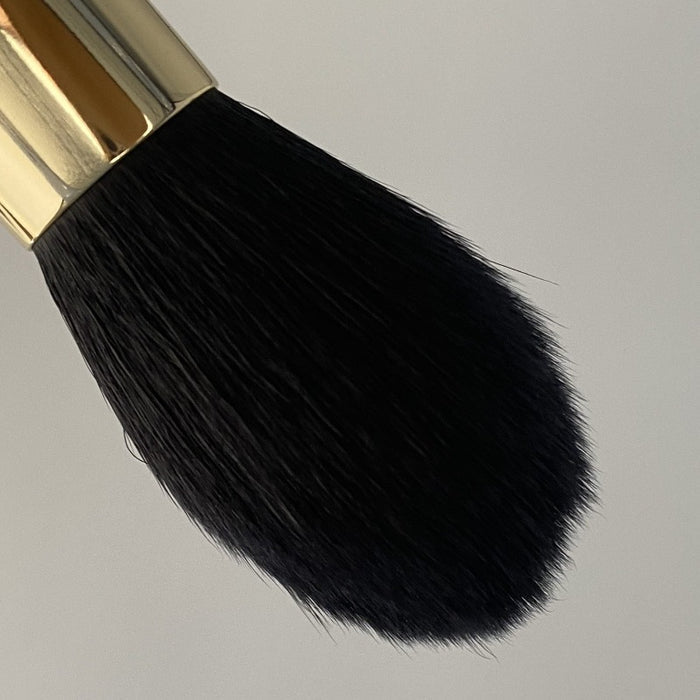 Natalie Maria Scandinavian | 4.18 Setting Powder brush