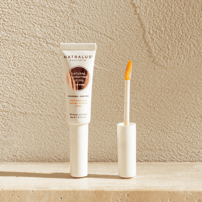 Natralus Natural Hydrating Lip Oil Treatment Paw Paw – Australian natural lip treatment with hyaluronic acid and botanical oils to soothe, repair, and deeply hydrate dry, chapped lips.