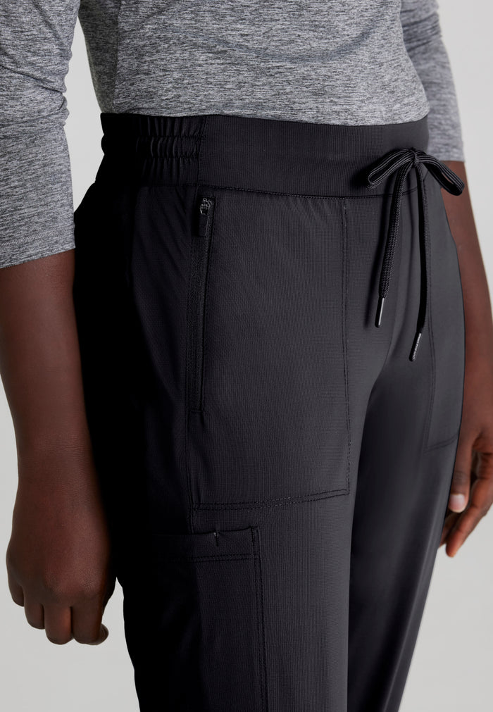 Pace Knit Jogger - Black - Grey's Anatomy Scrubs