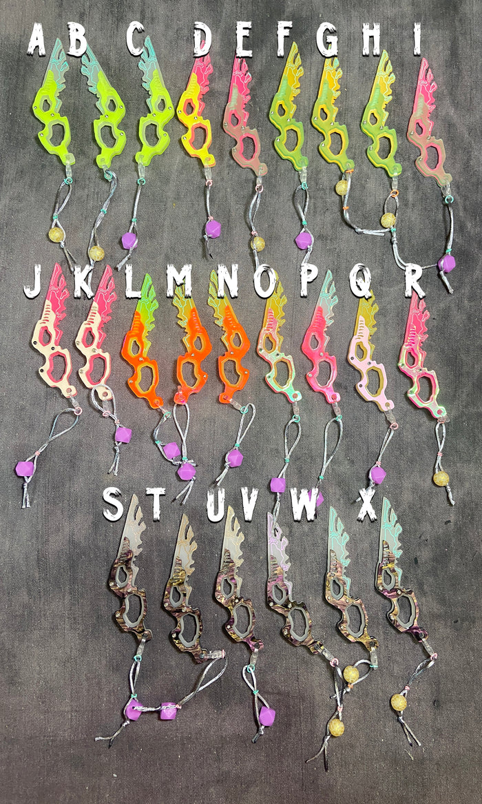 **PATREON EXCLUSIVE** SPACE FLAP ( SEPIOID ALIEN ) GALACTIC FEATHER GLOW CHARM