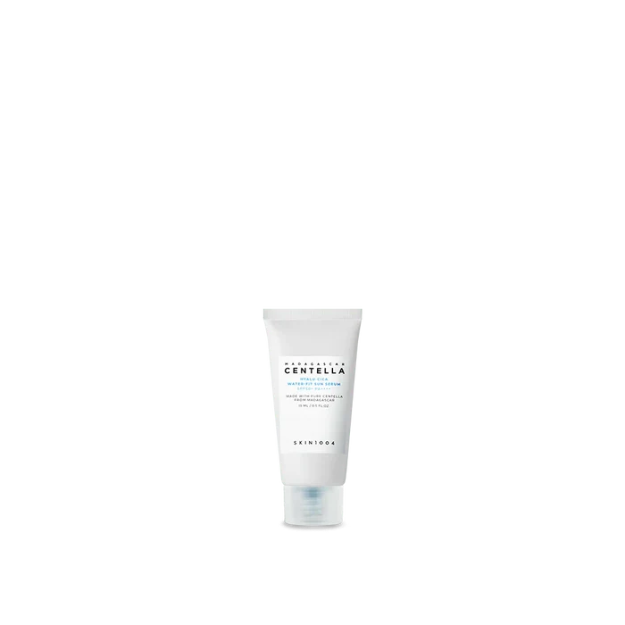 SKIN1004 Madagascar centella hyalu cica water fit sun serum spf 50 pa++++ واقي شمسي كيميائي مرطب
