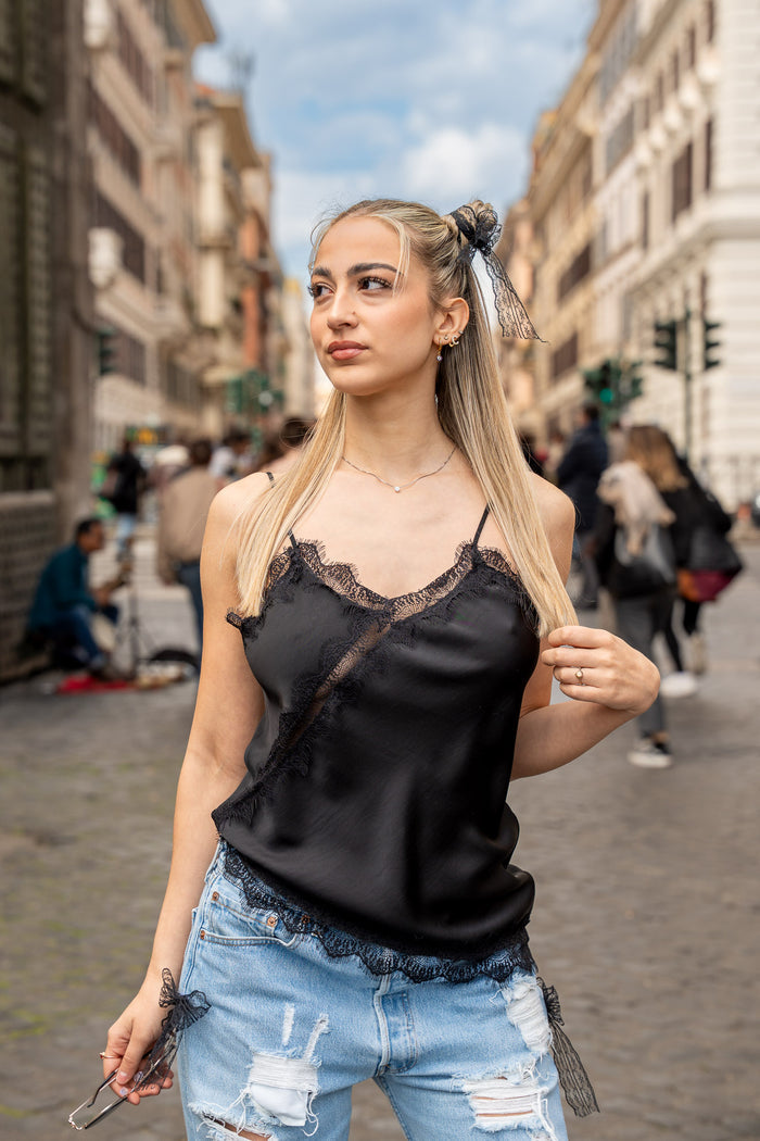 Top Asimmetric Nero con Pizzo Glm Couture <3 by Chiara Ruggeri