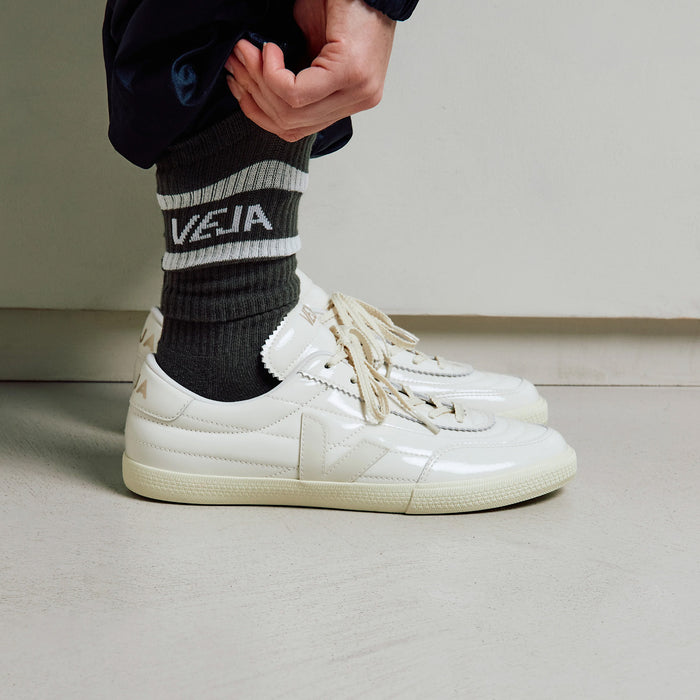 Veja PANENKA PATENT LEATHER MEN'S, Off White